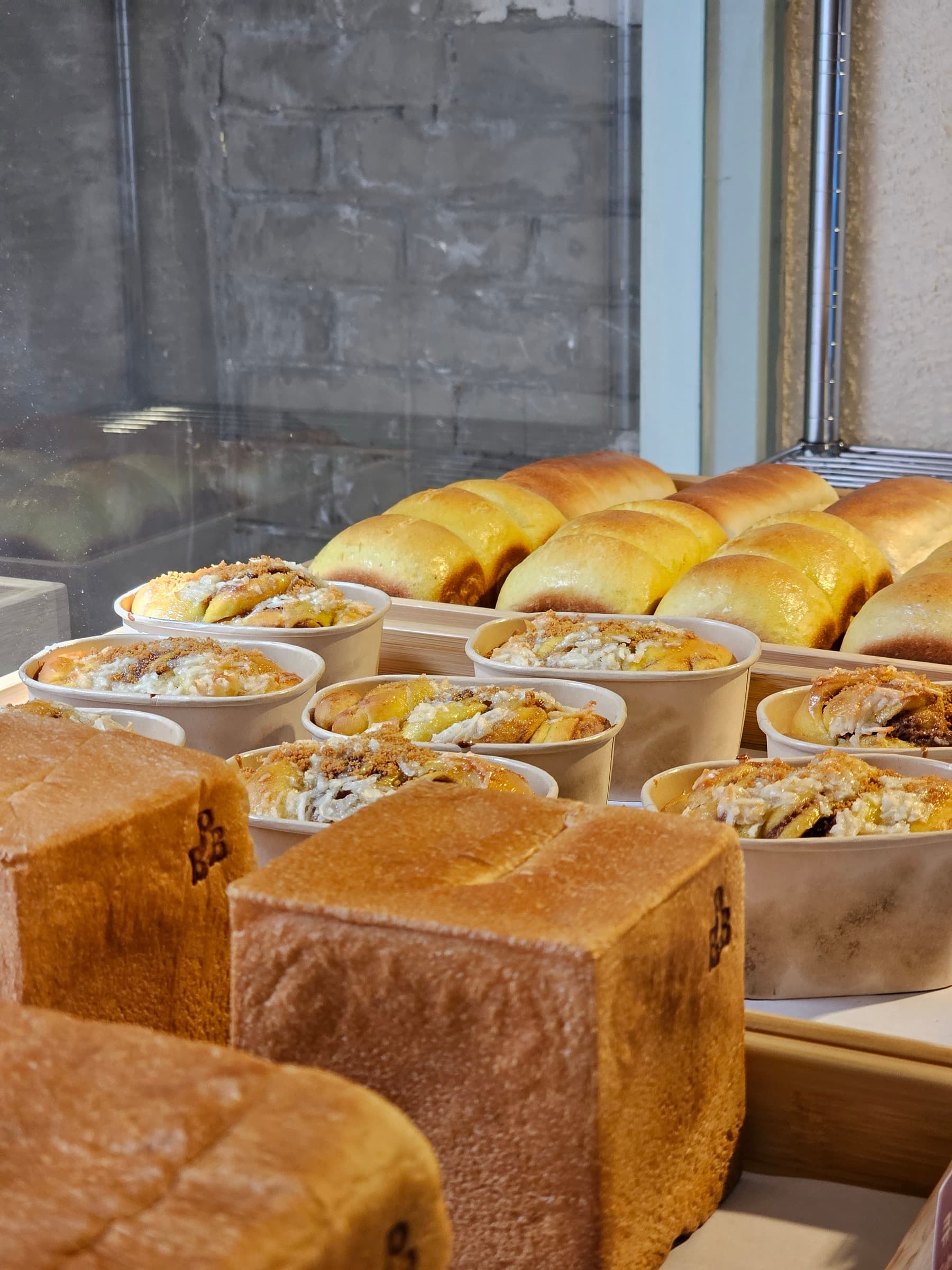Green Onion Cream Salt Bread — PeanutButterBanana Seongsu bakery — baked daily